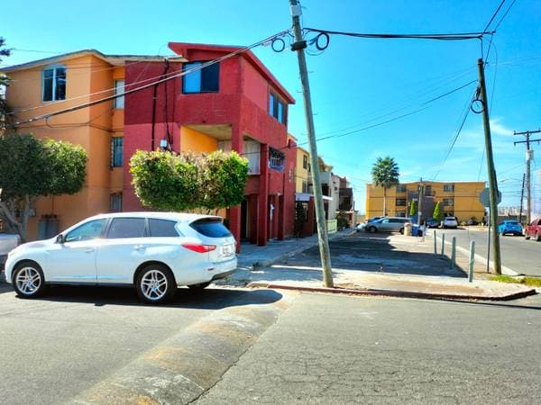 Apartment For Rent, 3 Bedrooms Villa Floresta