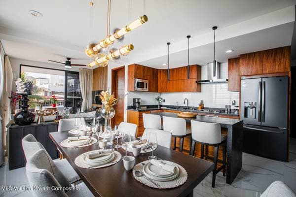 3 VISTAS – High Living, Unit 07 – Luxury Condo for Sale - Image 4