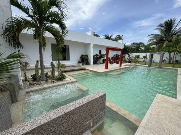 Huge mansion for sale Merida Norte - Image 5