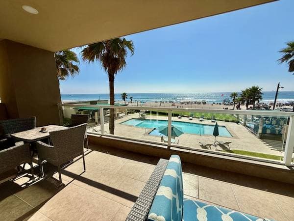 Great Condo Option In Town - 2nd floor @ Riviera Resort