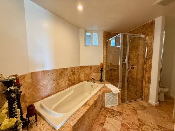 Great Condo Option In Town - 2nd floor @ Riviera Resort - Image 4