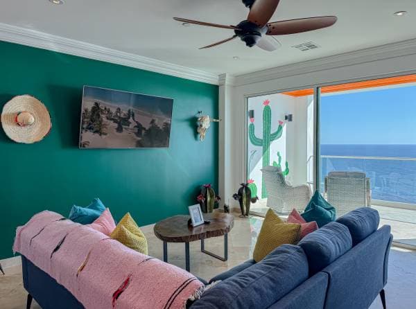 Coastal Getaway. Long-Term Condo, 9th Floor - Image 5