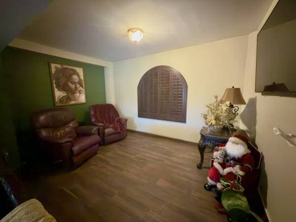 ‼️House for sale in Villafontana Segunda Sección with large yard ‼️ - Image 5