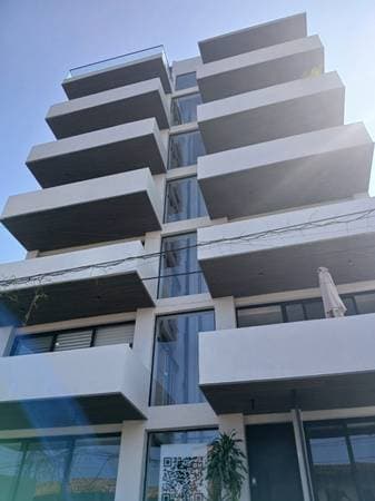 2 bedroom apt, furnish, short or longterm available in 5 de Dic. dtown