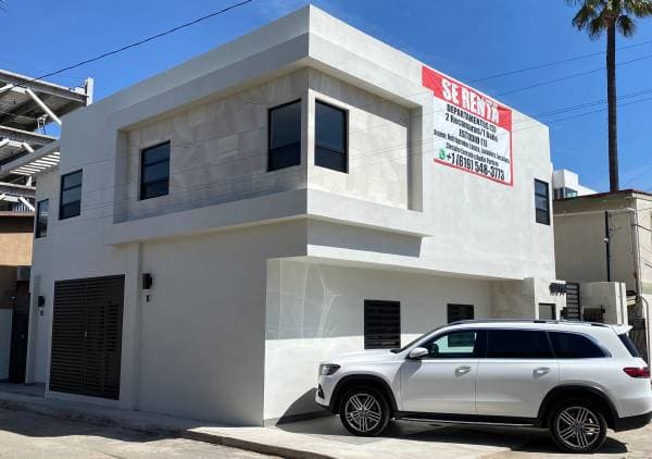 ZONA DORADA! Apartment 15 mins from both international border crossings!