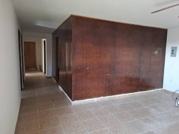 House For Rent 3 Bedrooms, 2 Bathrooms And Parking 3 Cars, Ground Floor. - Image 4