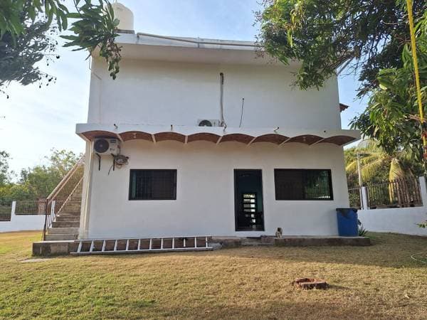 Las Varas. 2 bedroom 2 bath $199,000. USD