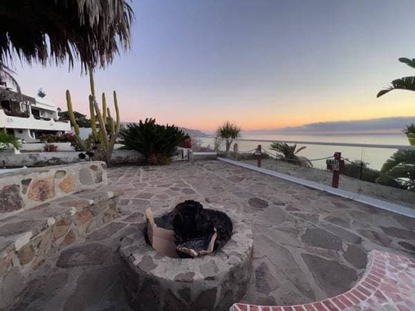 Huge Ocean Front Terrace - Two Bedroom Ocean Front - Image 2