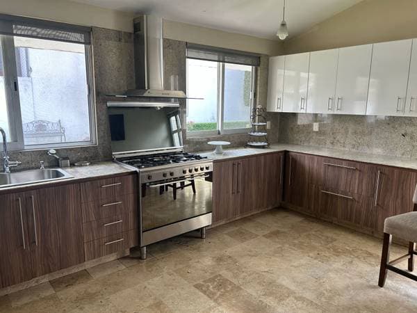 Opportunity in Jardines del Ajusco: 620m² Lot for $50,000 - Image 4