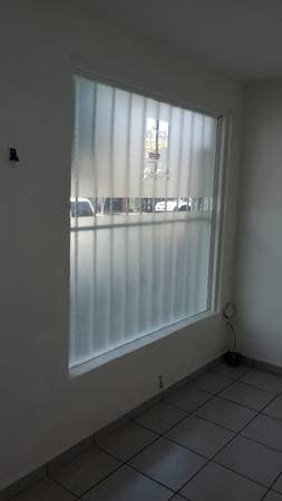 COMMERCIAL SPACE FOR LEASE / CORNER OF CALLE 3a. AND AVE. H ZONA CENTRO - Image 3