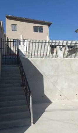 House for sale in La Postal with 3 bedrooms - Image 2