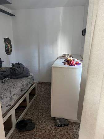 Second floor house for rent - Image 4