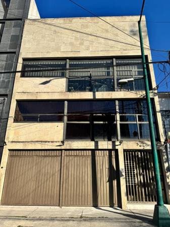 Monte Alban Large Remodeled Office for Rent