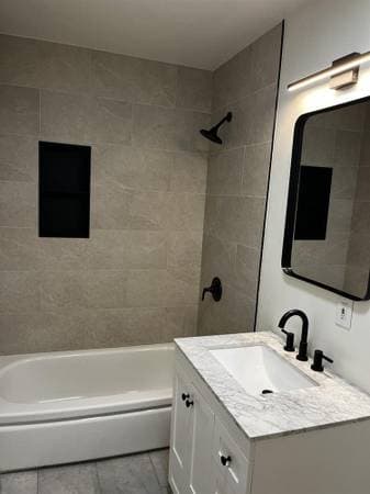 Spacious Room with Private Entrance - Image 3