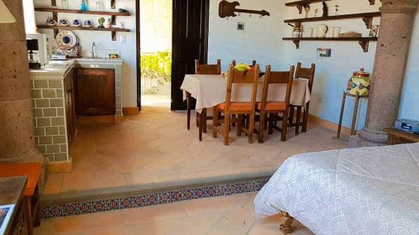 Beautiful, new colonial apartment - Image 3