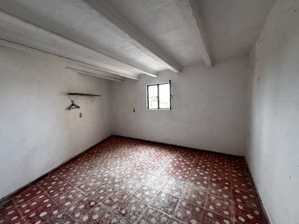 Casa Leo: Colonial Charm Home with Room to Grow - Image 4