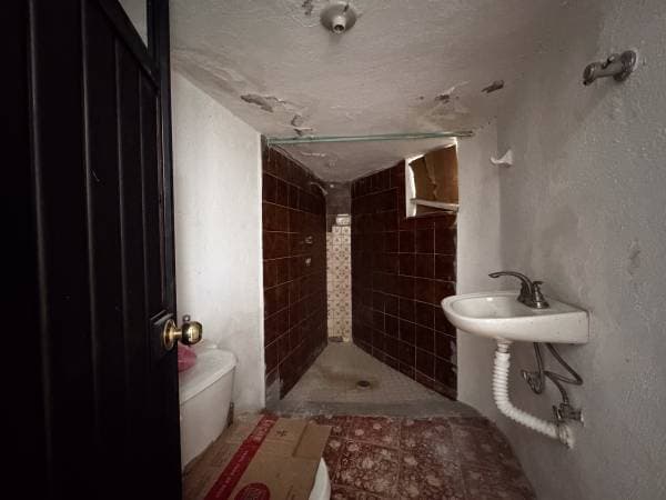 Casa Leo: Colonial Charm Home with Room to Grow - Image 5