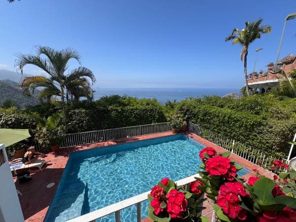 1-Bedroom Condo with Stunning Ocean Views