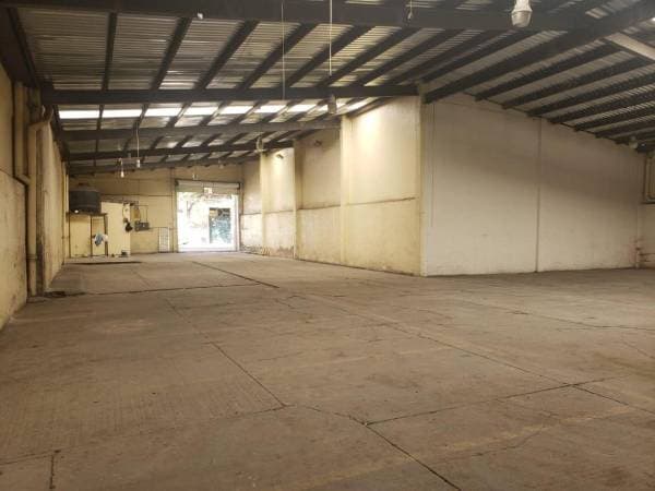 Santa Maria La Ribera Commercial Warehouse for Rent - Image 4