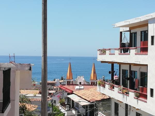Colonial 2 beds apartment with Private large balcony and ocean view - Image 2