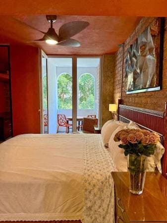 Brand New Studio in the Romantic Zone - Image 4