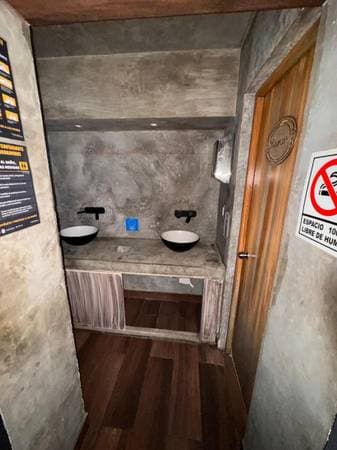 Commercial Space For Rent In Roma Sur - Image 3