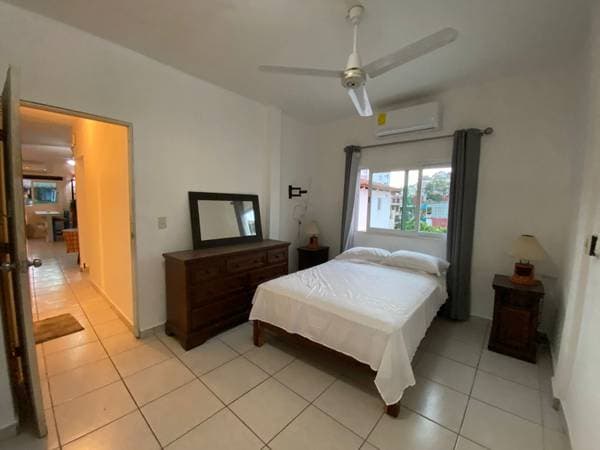 2 bed 1 bath apartment with balcony