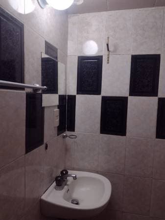 Room for rent with private bathroom and kitchenette, Cuauhtémoc neighb - Image 3