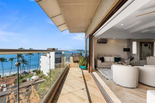 Bucerias, Zona Dorado PENTHOUSE $752,500. USD - Image 2