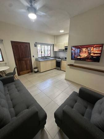 1 bedroom 1 bath in 5 de diciembre for long term