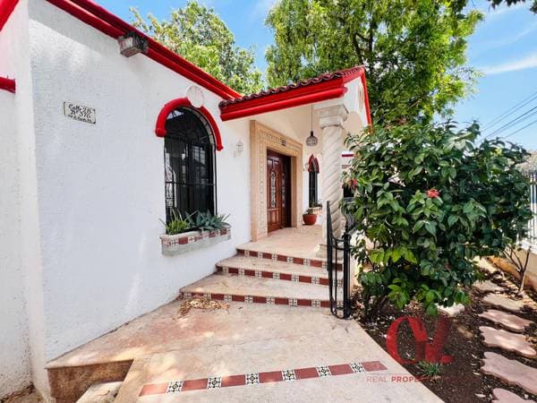 Rustic Style House With Independent Apartment In Merida $USD