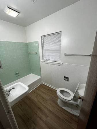 2 Bedroom House in Los Angeles, $1580 - Image 5