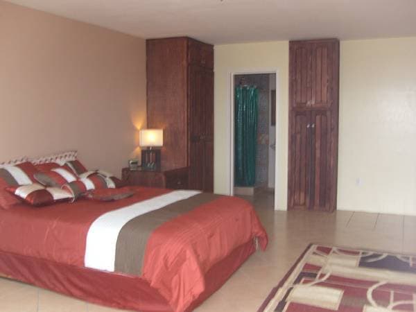 Beach Studio Apt. $600 - Image 4