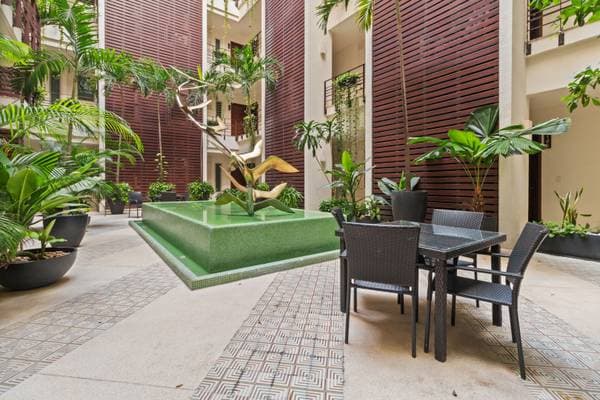 V399 in The Heart of The Romantic Zone $599,000. USD