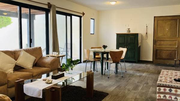 Fully furnished 3 bedroom Jem in La Escondida Condo