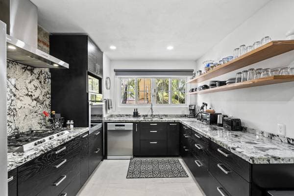 This 2 bedroom condo with beach access is amazing. $469,000. USD - Image 4