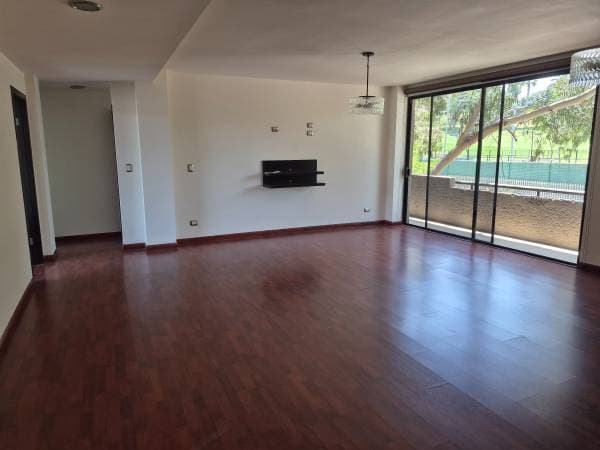 Luxury Apartment With Unbeatable Location. Close To Everything - Image 3