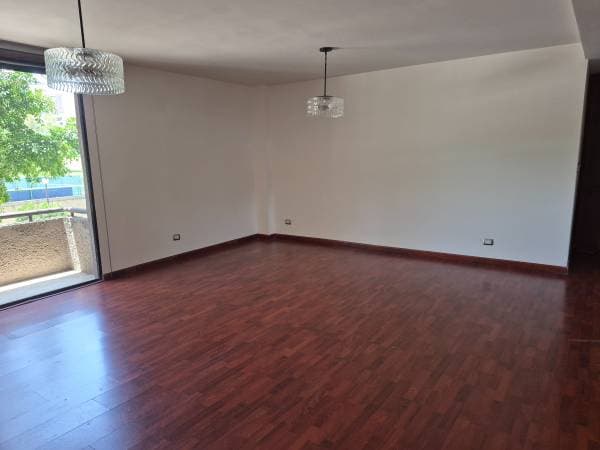 Luxury Apartment With Unbeatable Location. Close To Everything - Image 4