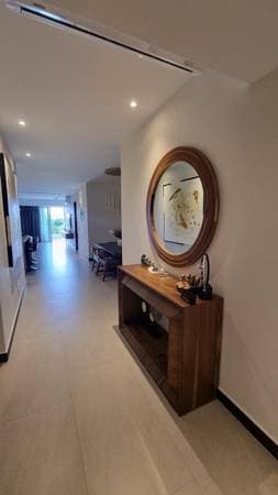 V Golf. 2 BR 2.5 BA. - Image 2