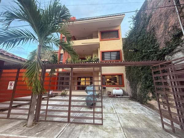 Lopez Mateos third floor