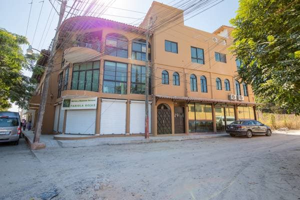 Commercial Building, Nayarit, 17 Bedrooms $2,200,000. USD