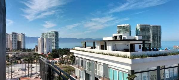 Zoho Penthouse 3br 3ba. 1 year lease $60000 pesos /$3000 USD