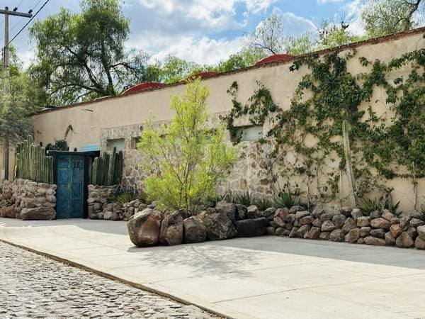 STUNNING 'CARRIZO' APARTMENT FOR RENT or ENTIRE HOME FOR SALE!