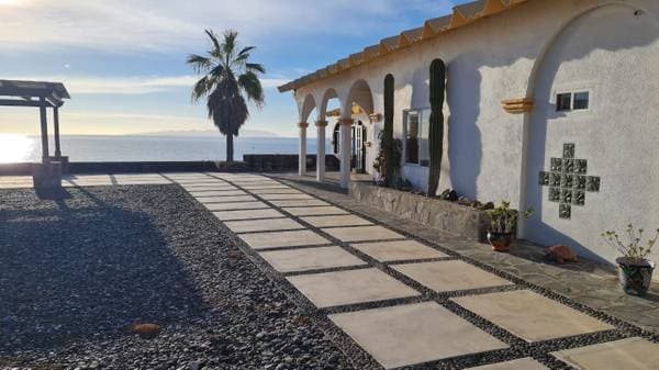 Casa Blanca Punta Chivato BCS