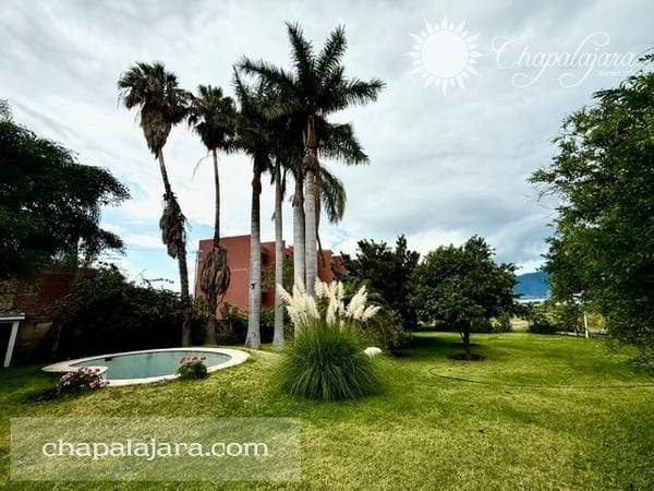 Fixer Upper, San Cristóbal Lakefront - Image 4