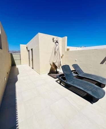 Brand New Studio - Penthouse 🏡 - Image 2