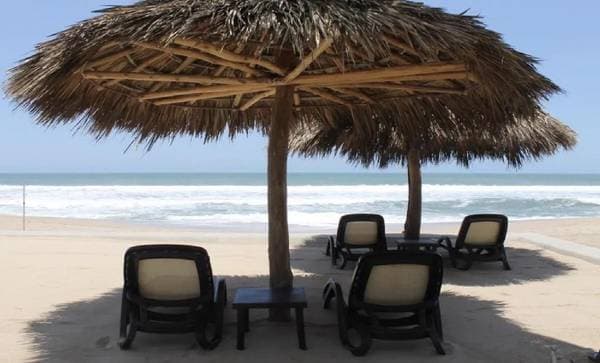 Condo Facing the Sea - Image 2