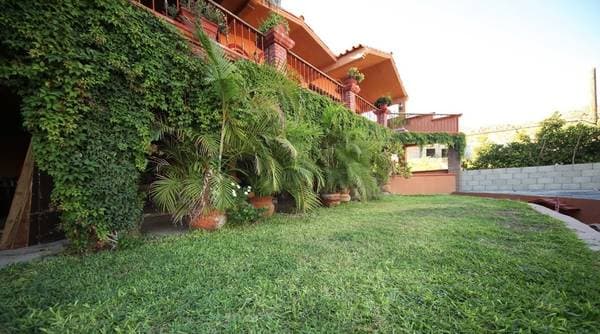 Unique Apartment - Walk To Marina - Image 3