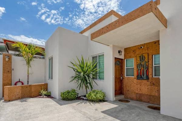 Apartment AUSTRIA in Pueblo Nuevo, near downtown La Paz - Image 3