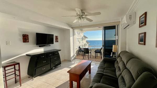 Sabalo Cerritos Condo Facing the Sea - Image 3